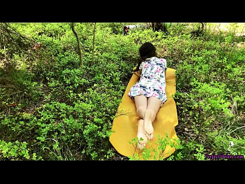 ❤️ Nepažįstamasis iš Tinderio masturbuoja mano putytę ir aistringai dulkinasi miške ❤❌ Anal video prie porno lt.xxxgr.ru ❌️❤